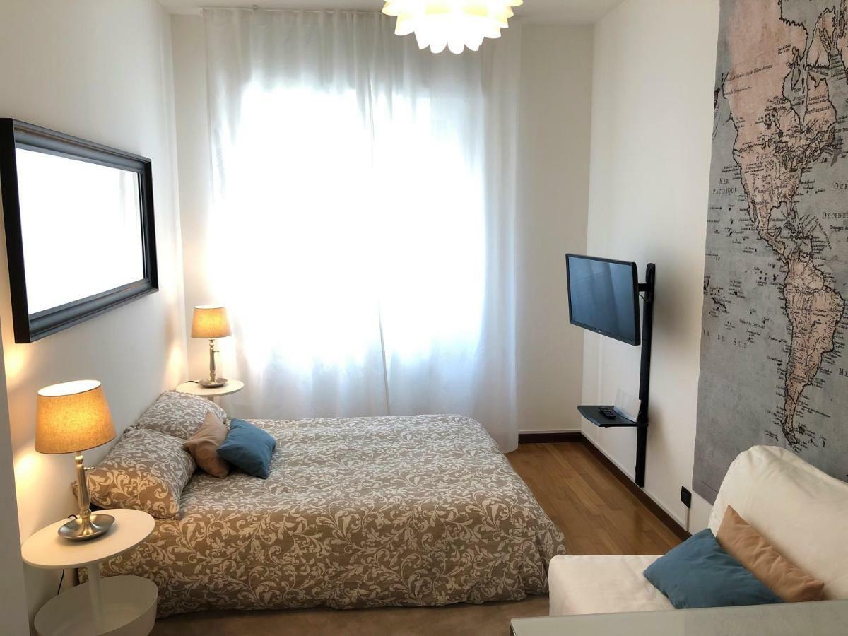 Gg Mentana Rooms Como Exterior photo